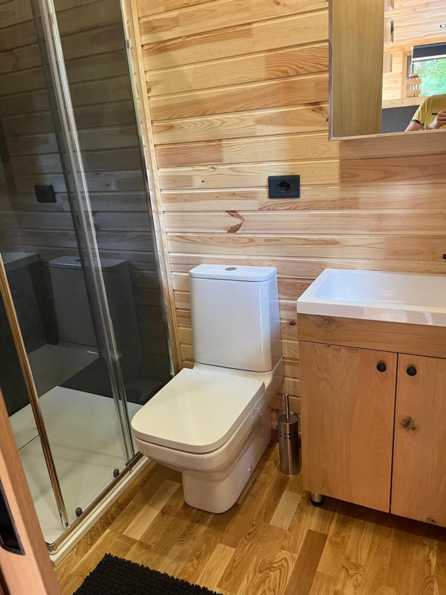 Tiny House Independante Tout Confort Et Tout Equipee Calme Et Intimee Assuree Morhange Exterior foto